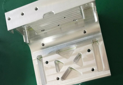 POM機加工有哪些主流的加工方式呢 POM機加工有哪些主流的加工方式呢